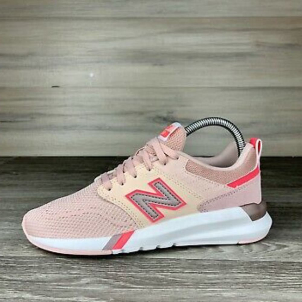 🔥Women’s New Balance Running Shoe🔥
